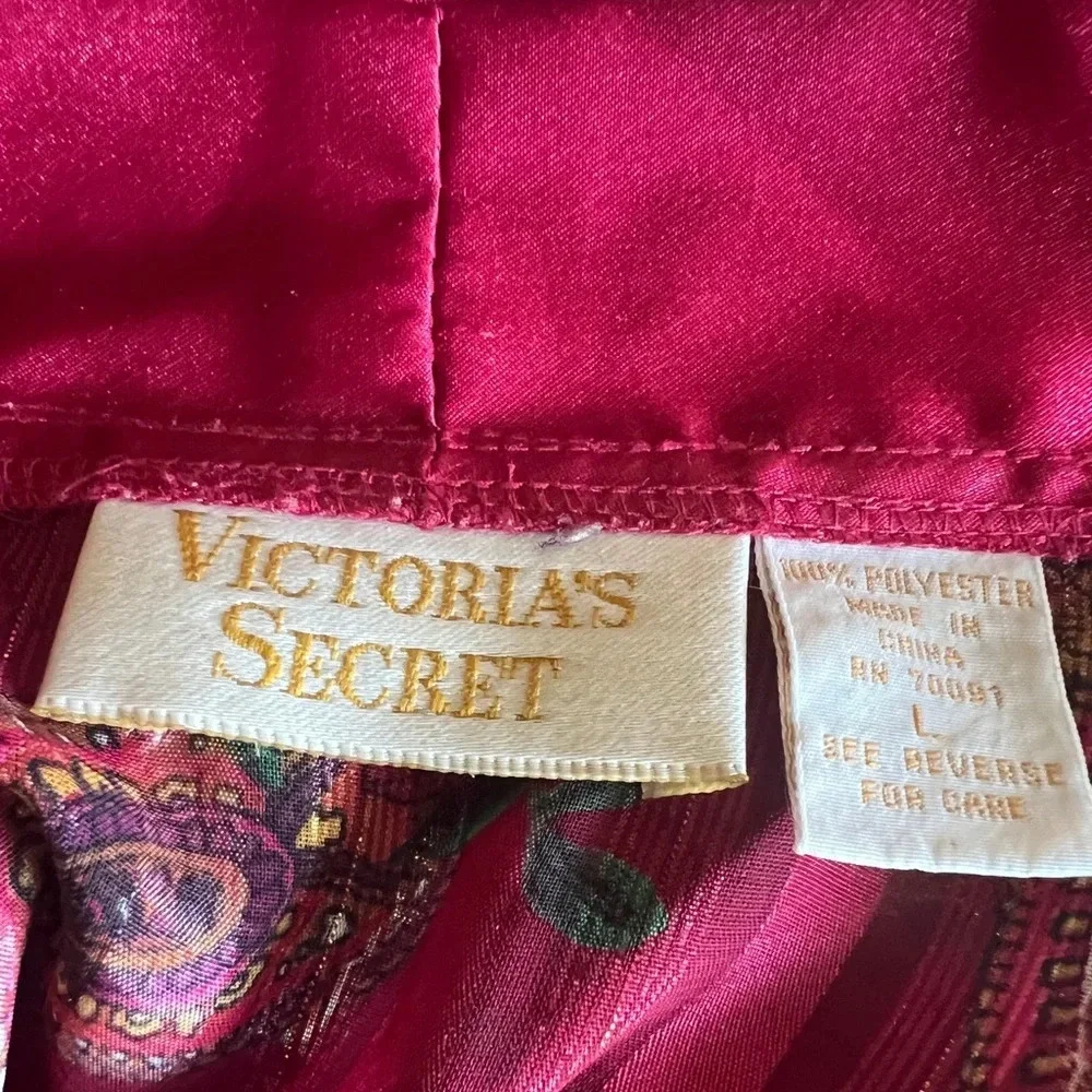 Victoria’s Secret Red Satin Floral & Paisley Vintage Nightgown Sleep Shirt Sz L